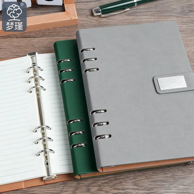 Kožený notebook A5 s volnými listy
